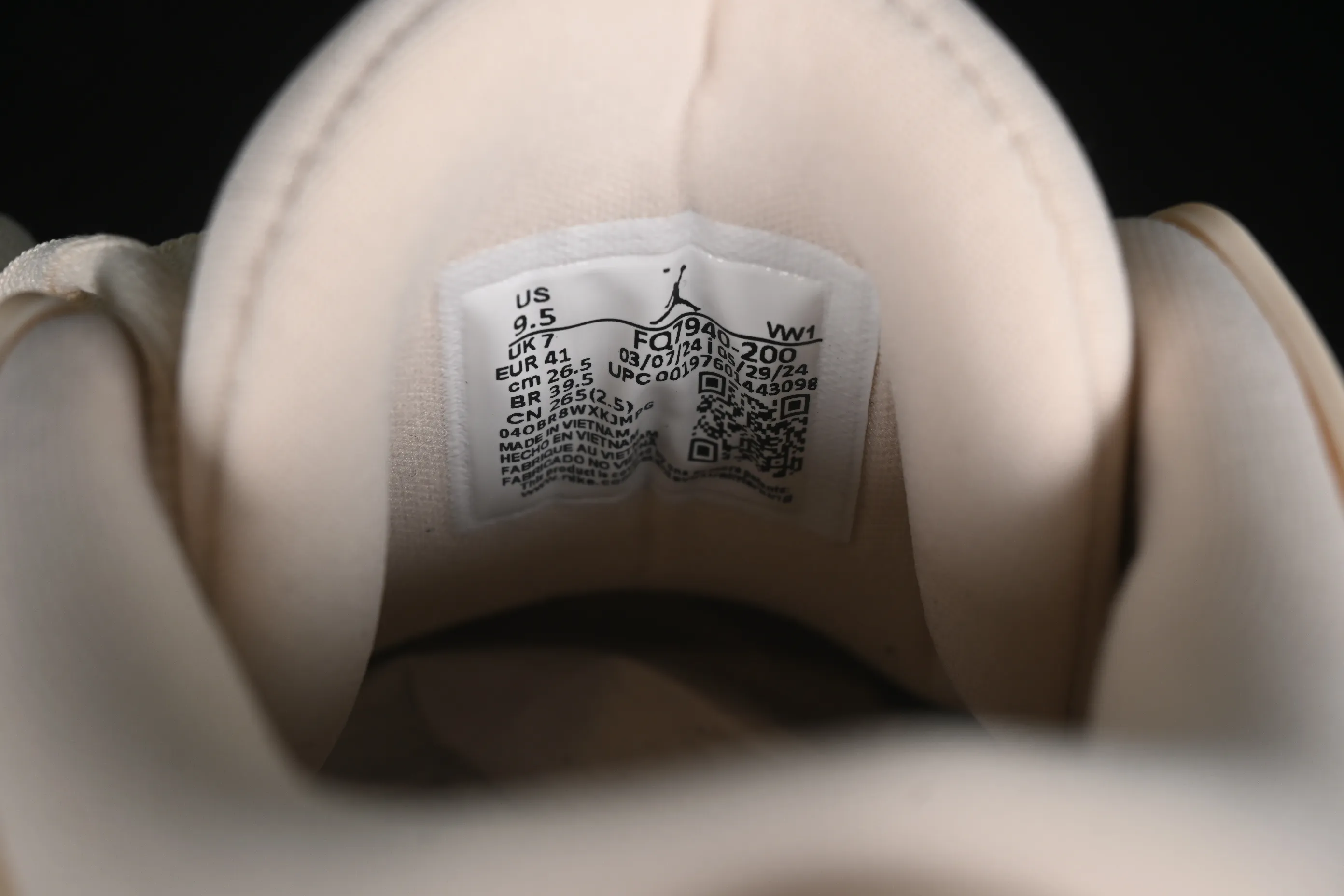 All categories Air Jordan Jordan series basketball shoes Air Jordan 4 DT version Air Jordan 4 "Remastered" AJ4 Joe 4 low-top retro basketball shoes FQ7940-200